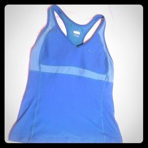 **SOLD** NIKE FIT dri RB Athletic tank top Juniors